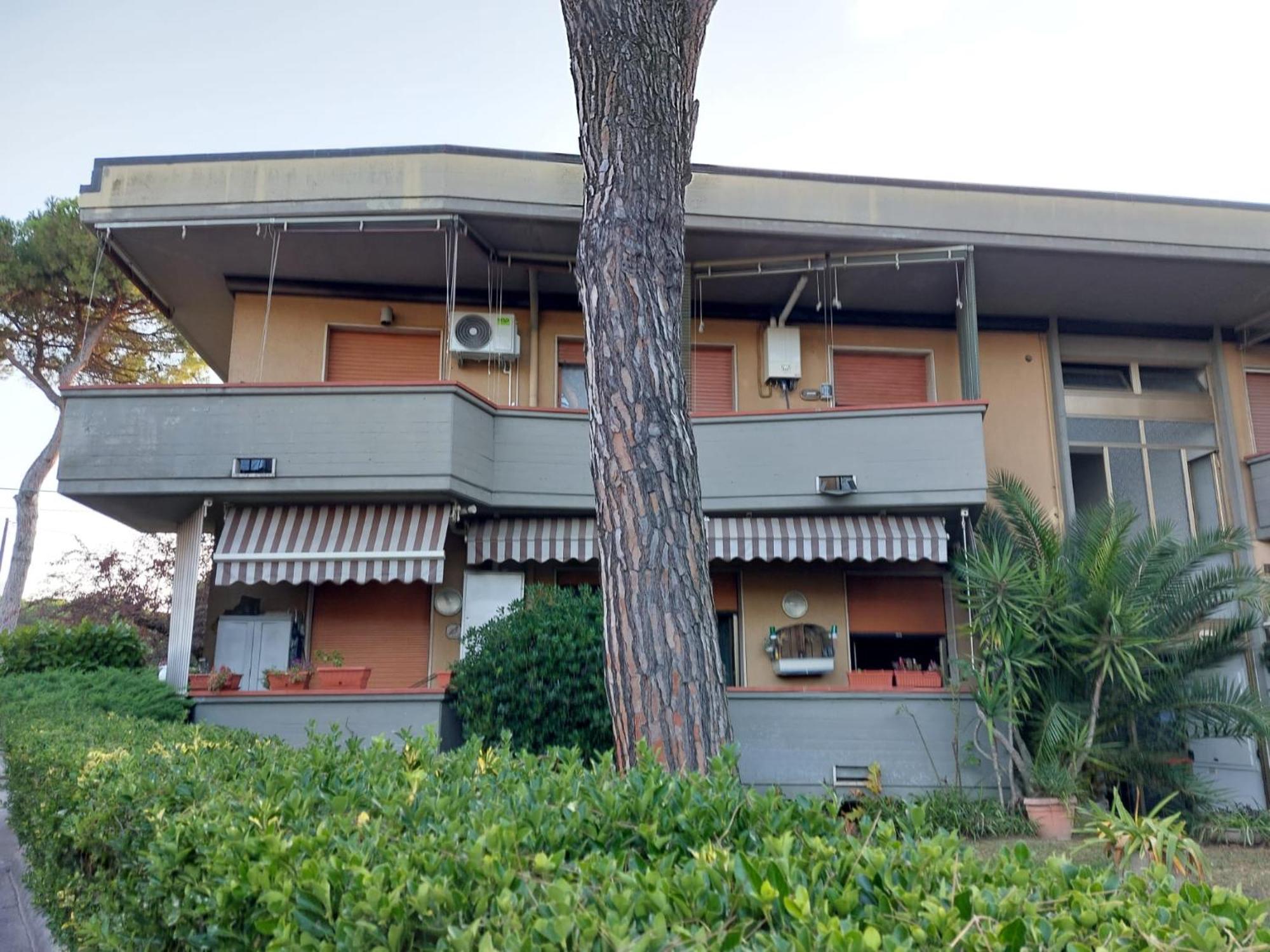 Appartamento Al Mare Di Liguria E Toscana Marina di Massa Exterior photo