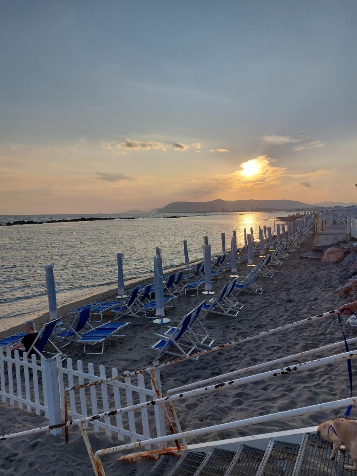 Appartamento Al Mare Di Liguria E Toscana Marina di Massa Exterior photo